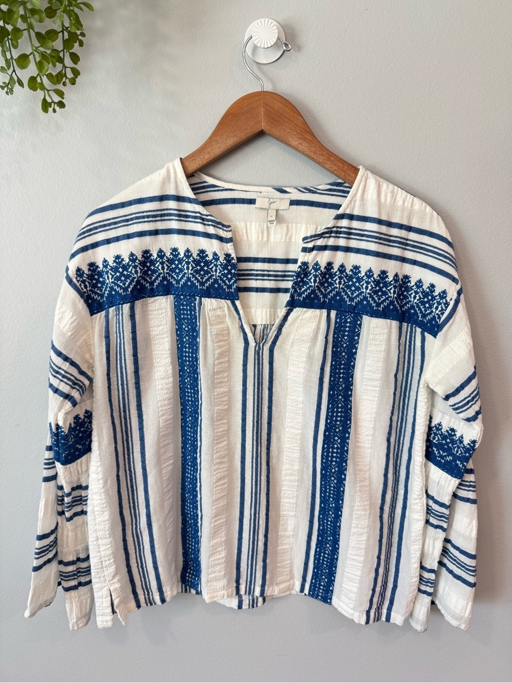Joie Blue and White Embroidered Stripe Tunic Sz Small